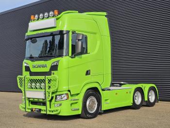 S770 V8 / 6X4 / FULL AIR / RETARDER /